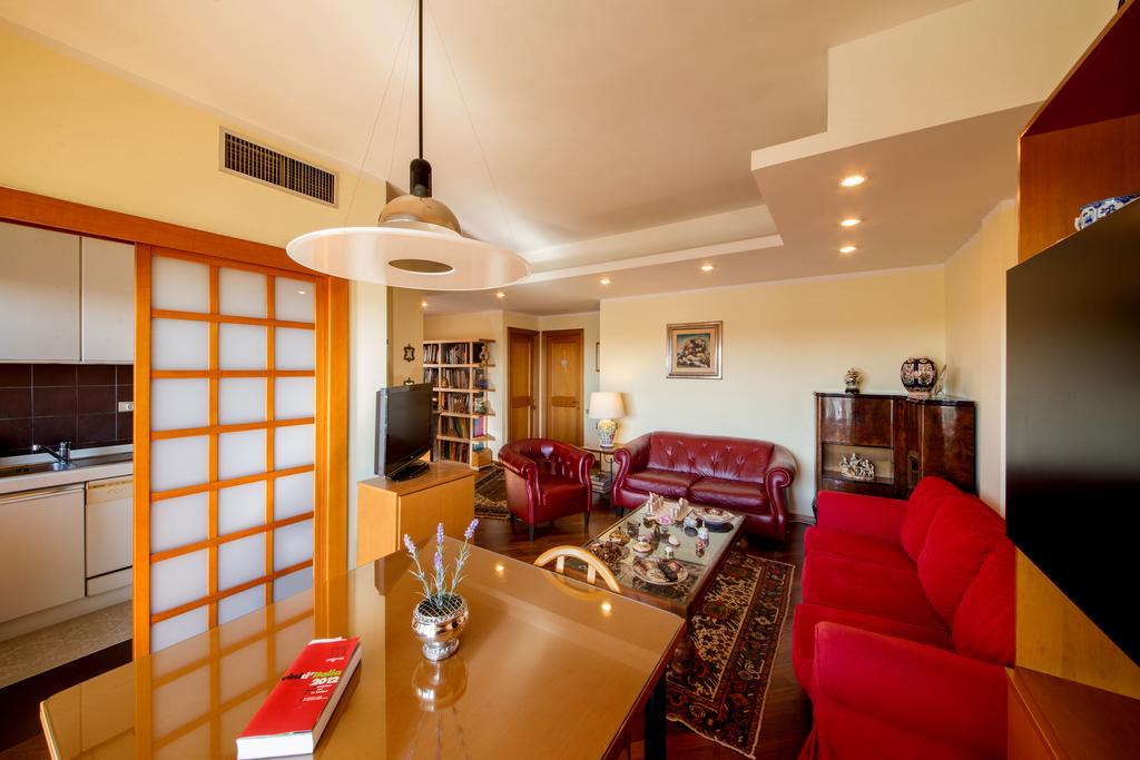Residence Parco Salario Rome Bagian luar foto