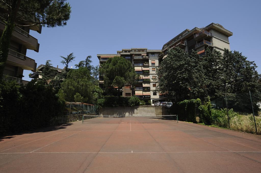 Residence Parco Salario Rome Bagian luar foto