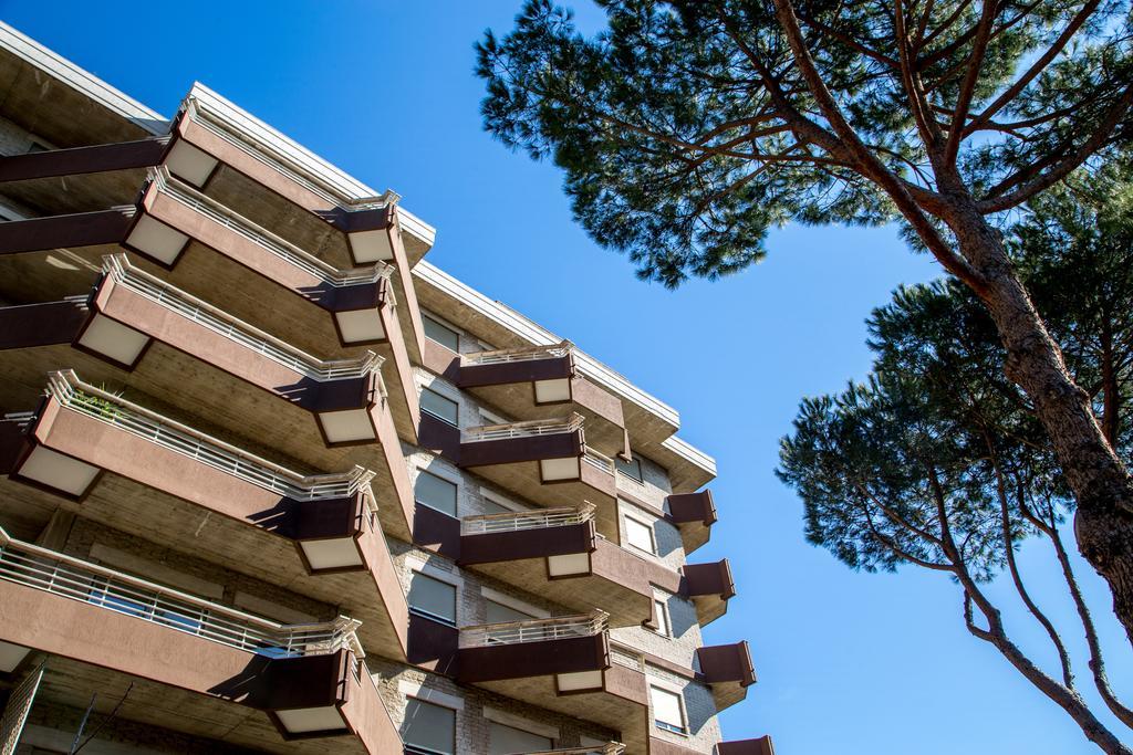Residence Parco Salario Rome Bagian luar foto