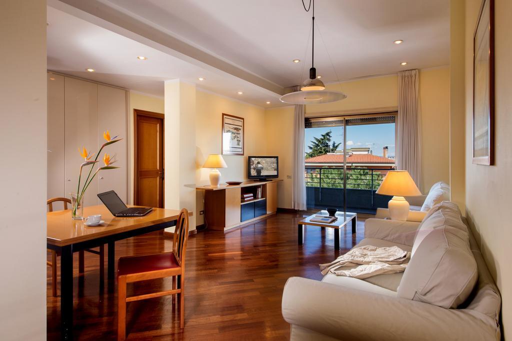 Residence Parco Salario Rome Ruang foto