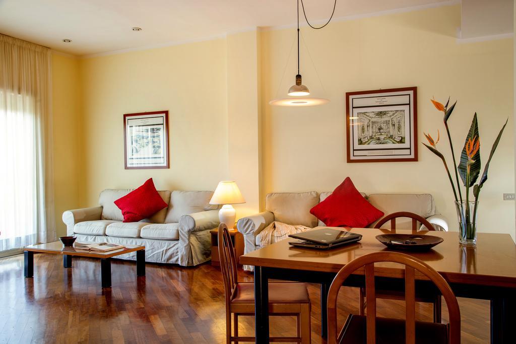 Residence Parco Salario Rome Bagian luar foto